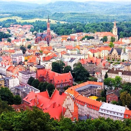 Mieszkanie W Srodmiesciu Blisko Rynku Wałbrzych Kültér fotó